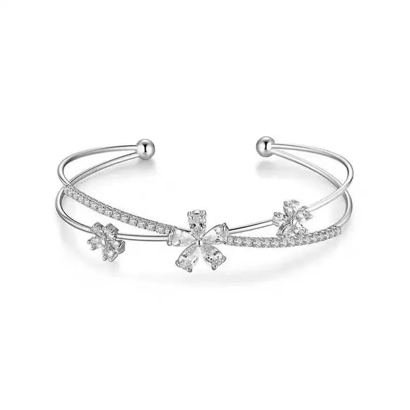 Three Flowers Zircon Bracelet Stylehub account κοσμηματα σκουλαρικια βραχιολι δαχτυλιδι κολιε About us κοσμηματα θεσσαλονικη γυναικεια κοσμηματα ατσαλινα κοσμηματα κοσμηματα που δεν μαυριζουν φθηνα κοσμηματα κοσμηματα μαργαριταρια
