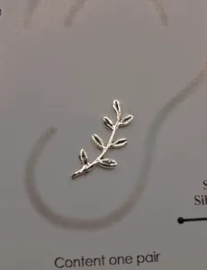 Olive Branch Earline – Earline σε σχέδιο κλαδιού ελιάς από Ασήμι 925, ασημί χρώμα